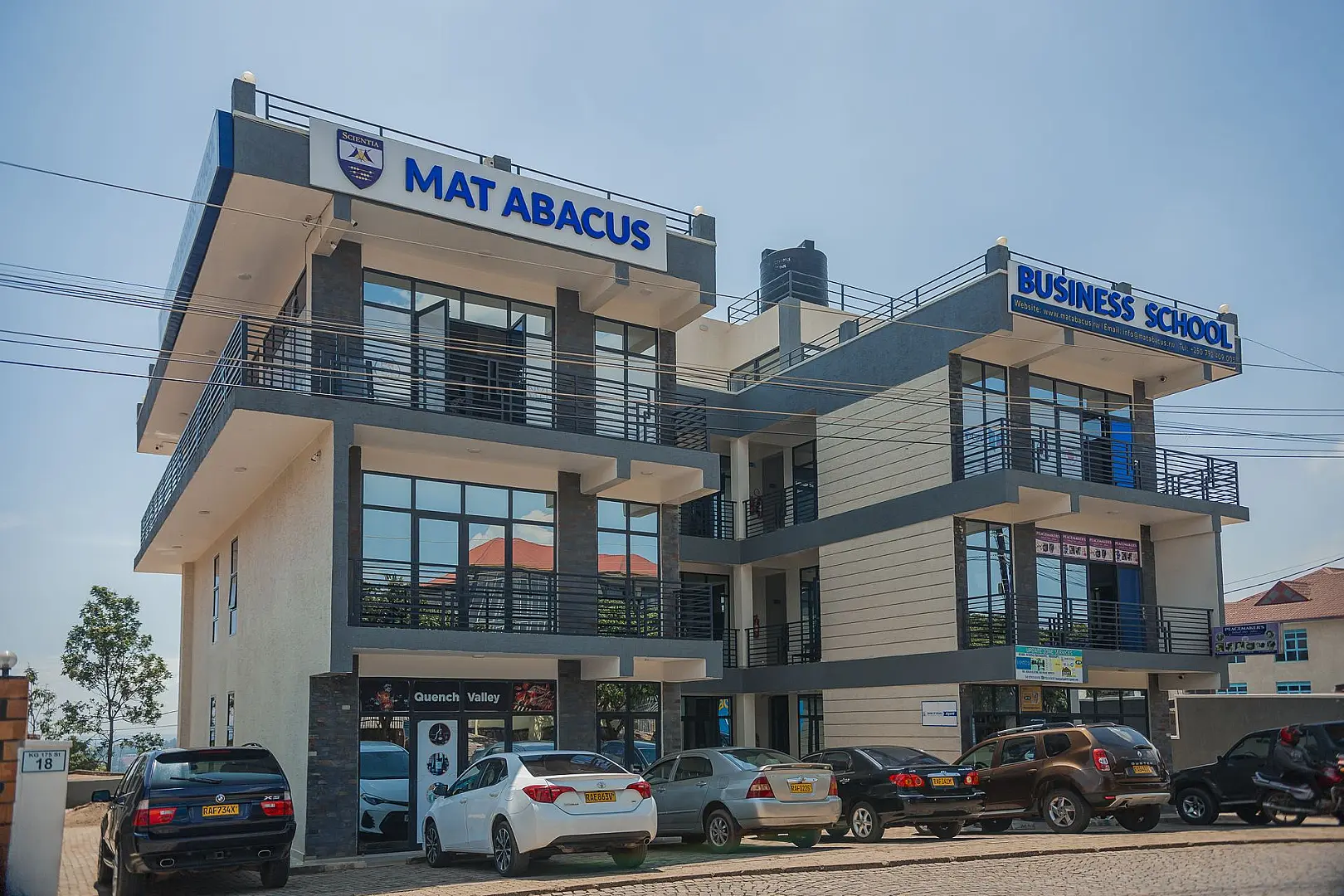 Study Business<br>in <span class="text-gradient-gold">Kigali</span>